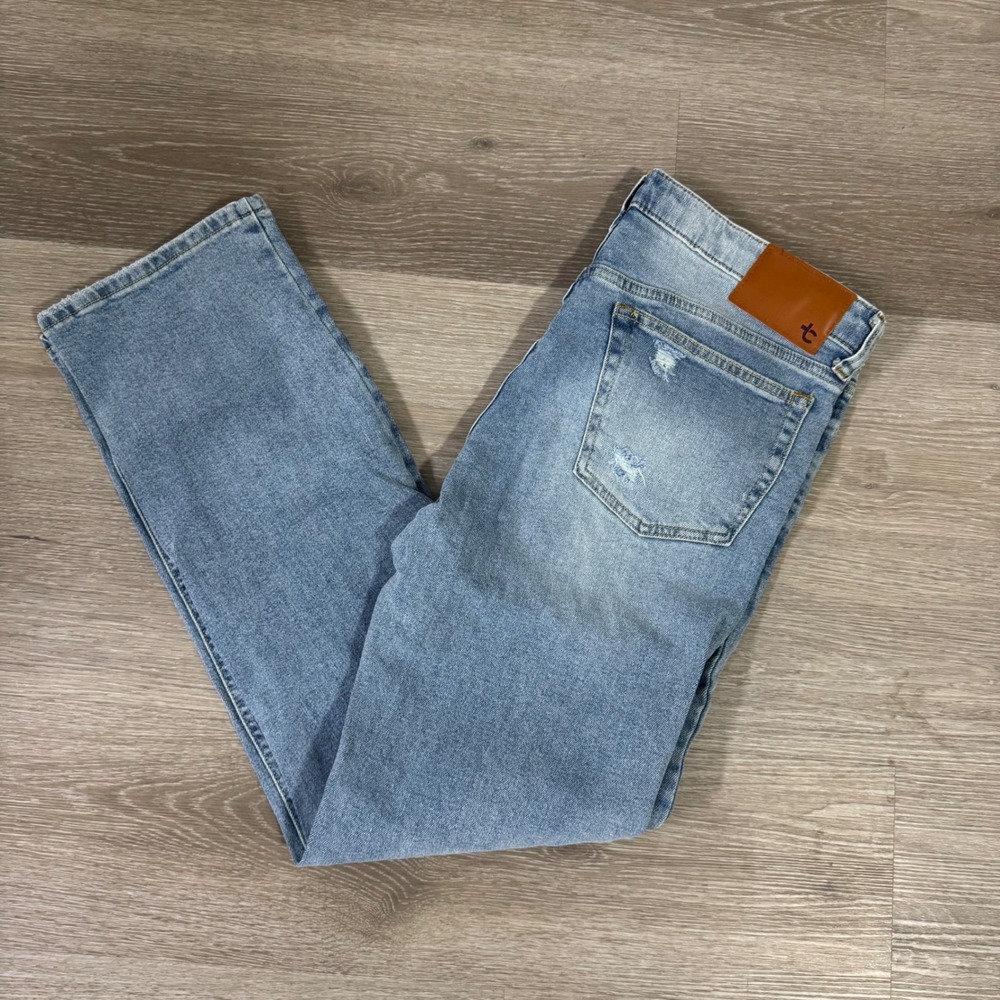 True Craft Jeans Mens 34x32 Light Wash Straight Fit‎ Distressed Denim 113018 MED